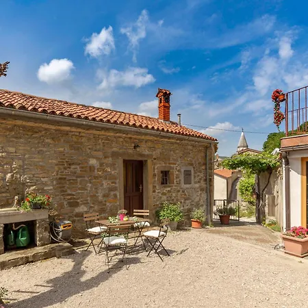 아파트 Fairy-tale Retreat