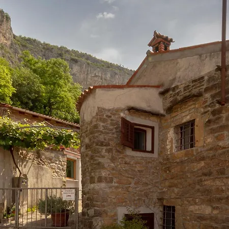 Fairy-tale Retreat 아파트