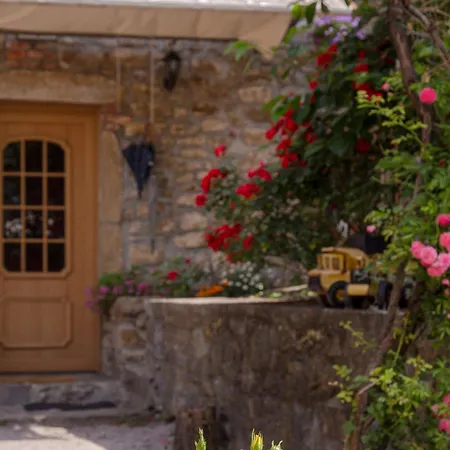 Fairy-tale Retreat 아파트