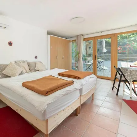 Appartement 17th Century With Jacuzzi Koper
