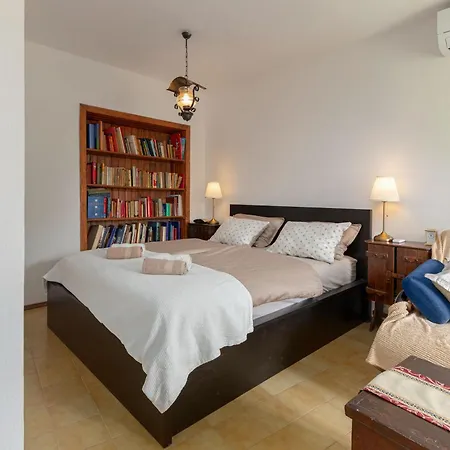 17th Century With Jacuzzi Appartement Koper